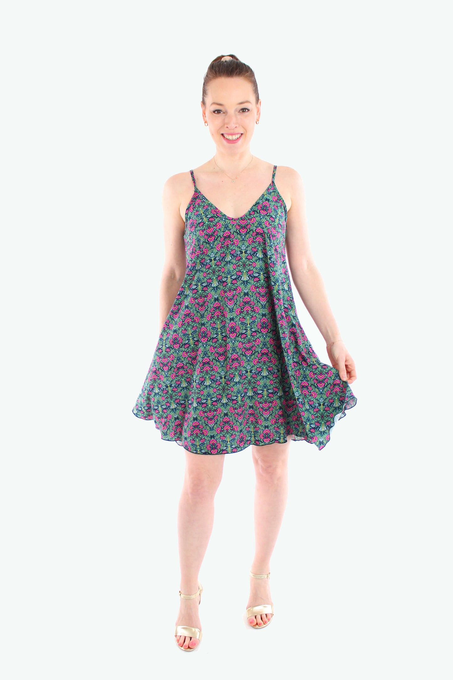Blumiges Sommerkleid in grün