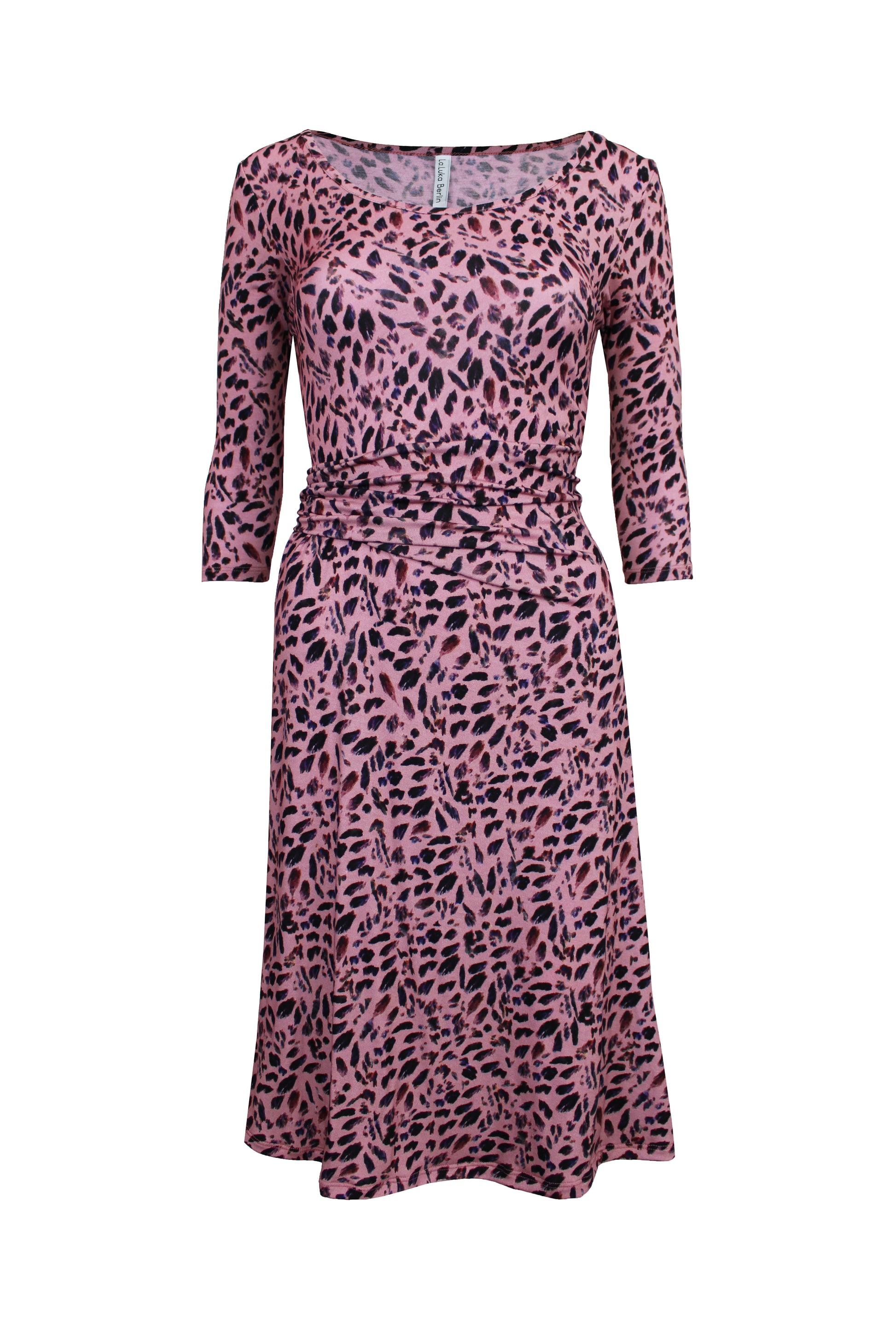 Knielanges Jerseykleid in lila mit animal Print vonLA.LUKA Berlin.