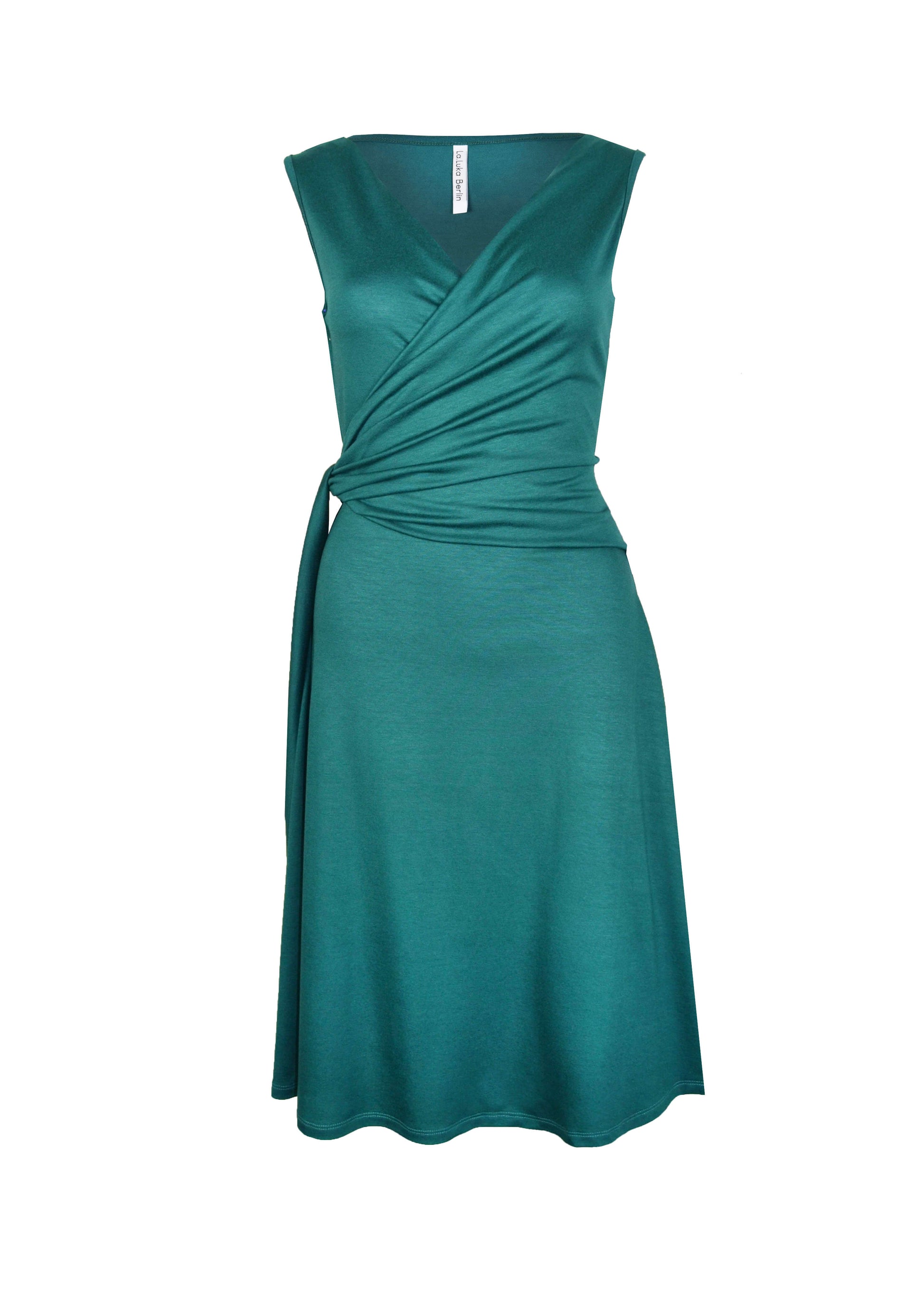 Wickelkleid in petrol aus Viskosejersey von LA.LUKA Berlin.